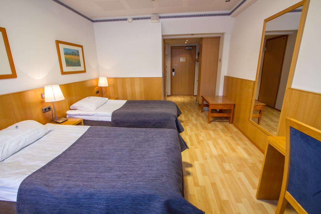 Economy Hotel Savonia Куопио Экстерьер фото