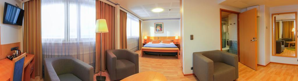 Economy Hotel Savonia Куопио Экстерьер фото